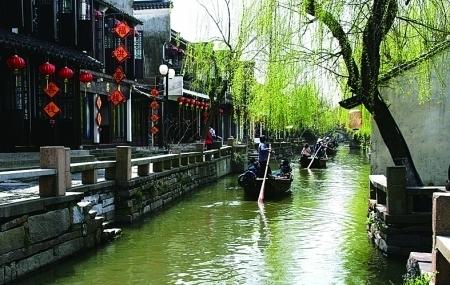 月份牌2023黄历查询游戏画面